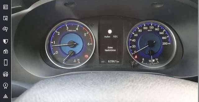 Weiß Gebraucht 2020 Toyota HiLux Abholung | 37.500 € - Bild 1/1