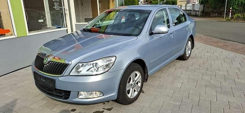 Modra aqua/aqua blau Gebraucht 2010 Skoda Octavia Impuls Edition Limousine | 2.499 € (Superpreis) - Bild 1/4