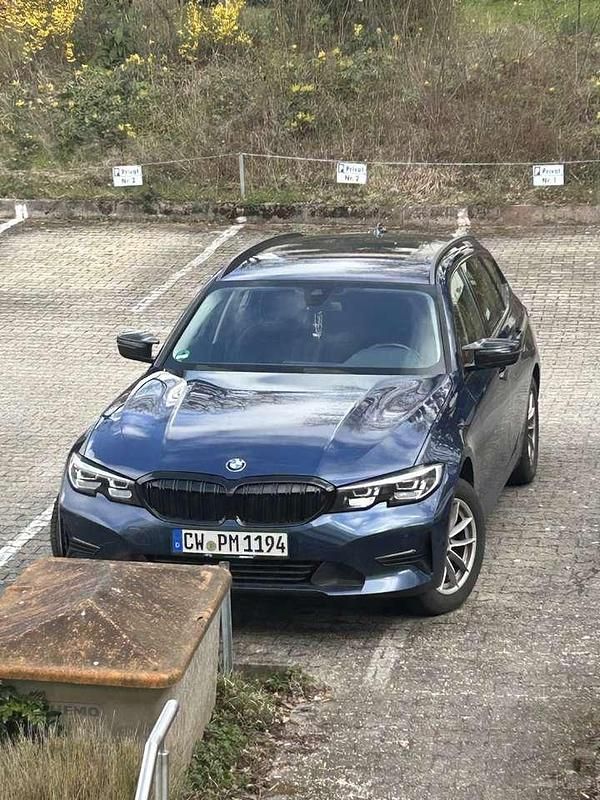Usata BMW 318 150 CV (110 kW) 2021 Blu Station wagon