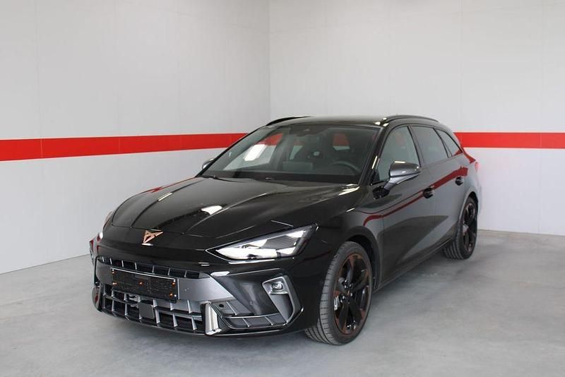 Neu Cupra Leon 204 PS (150 kW) 2025 Schwarz Kombi