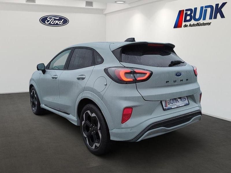 Gebraucht Ford Puma ST-Line X 155 PS (114 kW) 2024 Cactus grey SUV