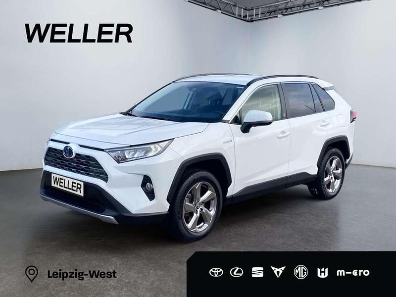Weiss Gebraucht 2023 Toyota RAV4 Hybrid Team SUV | 36.990 € (Fairer Preis) - Bild 1/3