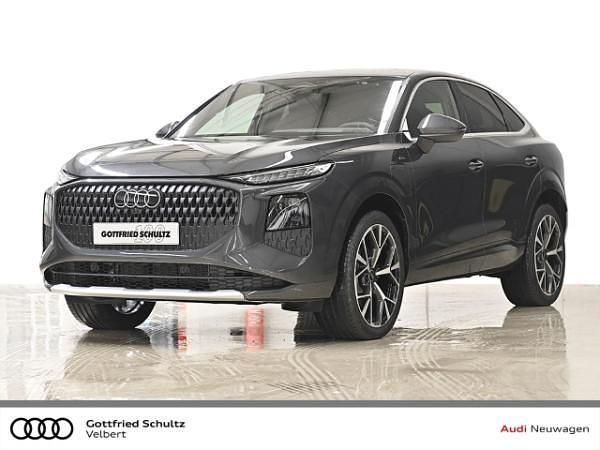 Grau (tamboragrau metallic) Neu 2026 Audi Q3 Sportback Basis SUV | 52.970 € (Superpreis) - Bild 1/4