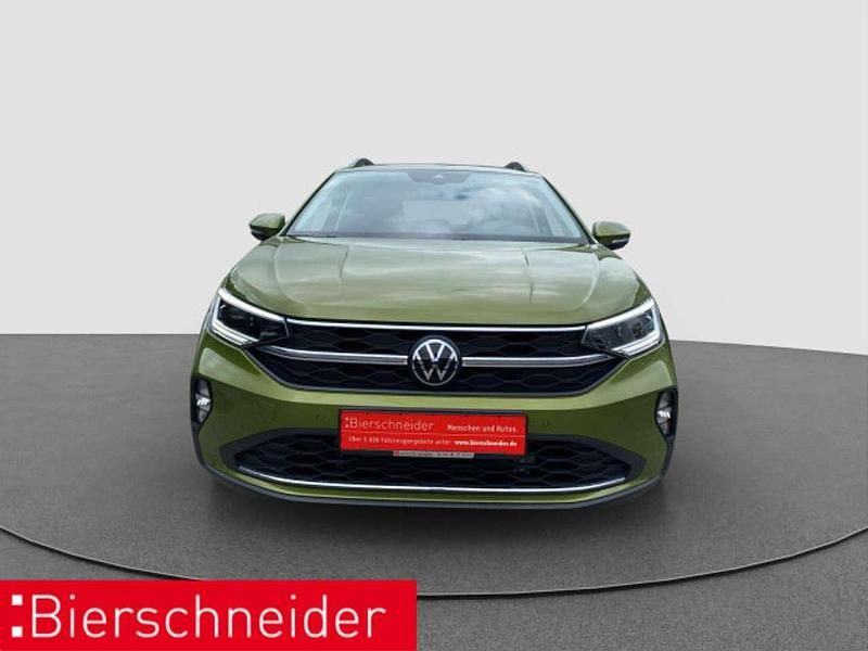 Gebraucht VW Taigo Move 150 PS (110 kW) 2024 Gruen SUV