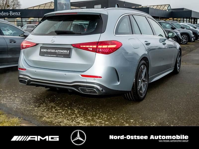 Gebraucht Mercedes C220 AMG 197 PS (144 kW) 2025 Metalliclack hightechsilber Kombi