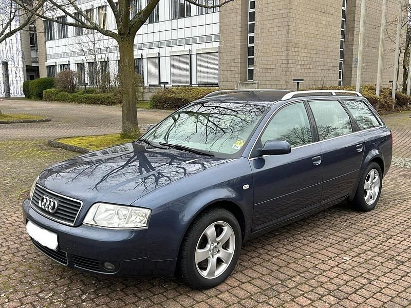 Blau Gebraucht 2003 Audi A6 Comfort Kombi | 1.450 € (Superpreis) - Bild 1/4