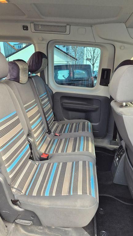 Gebraucht VW Caddy 102 PS (75 kW) 2011 Grau Van / Kleinbus