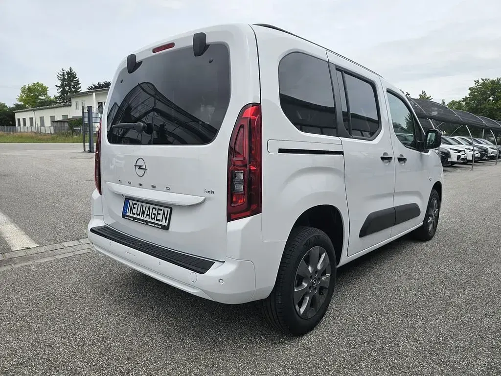 Neu Opel Combo Edition 131 PS (96 kW) 2026 Icewhite Van / Kleinbus