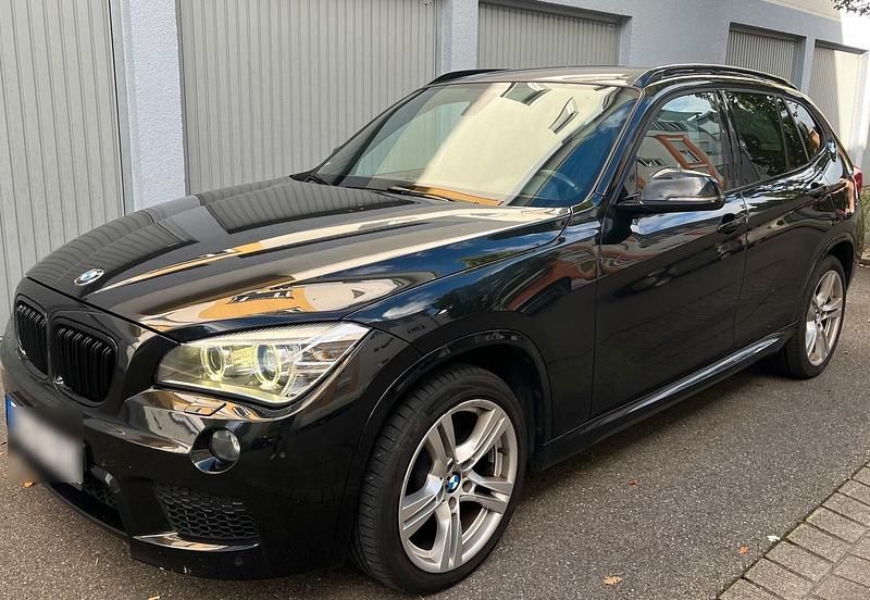 Schwarz Gebraucht 2012 BMW X1 M Sport SUV | 13.500 € (Teuer) - Bild 1/4