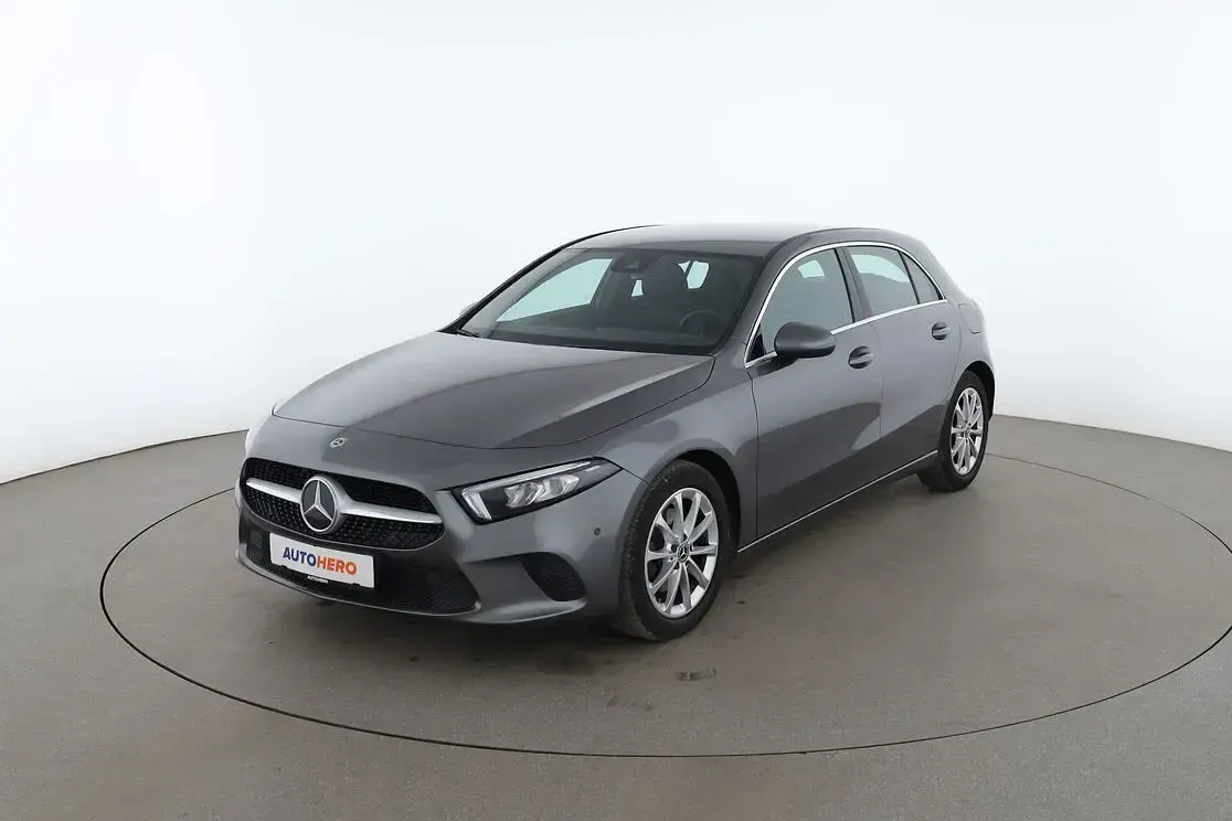 Gebraucht Mercedes A200 163 PS (119 kW) 2018 Limousine