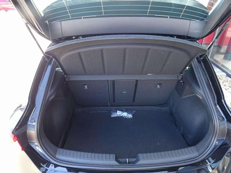 Gebraucht Seat Leon FR 150 PS (110 kW) 2024 Midnight schwarz Limousine