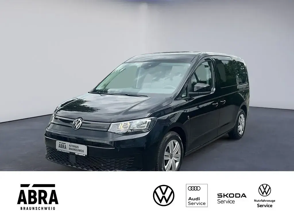 Gebraucht VW Caddy Basis 102 PS (75 kW) 2022 Schwarz Van / Kleinbus