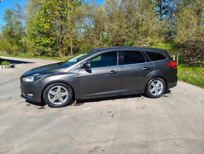 Second-hand Ford Focus Titanium 150 CP (110 kW) 2015 Andere farben Break