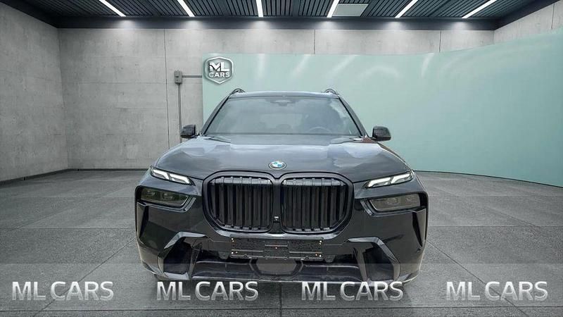 Schwarz Gebraucht 2024 BMW X7 M Sport SUV | 89.300 € (Fairer Preis) - Bild 1/4