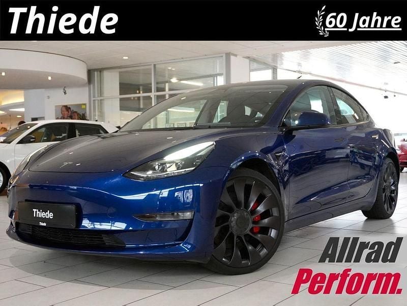 Blau metallic Gebraucht 2021 Tesla Model 3 Performance Limousine | 27.790 € (Guter Preis) - Bild 1/3