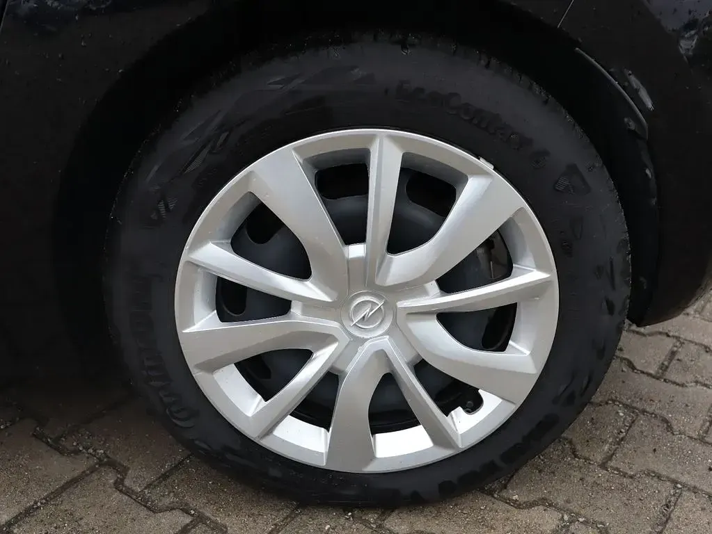 Używany Opel Corsa-e Edition 100 kW (136 KM) 2021 Czarny Hatchback
