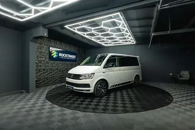 Usata VW Multivan Edition 204 CV (150 kW) 2016 Andere Monovolume