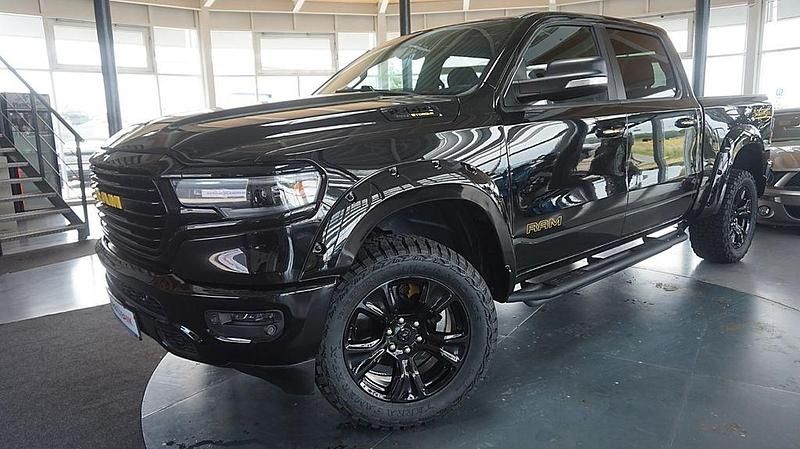Schwarz Gebraucht 2022 Dodge Ram Abholung | 49.900 € (Fairer Preis) - Bild 1/4