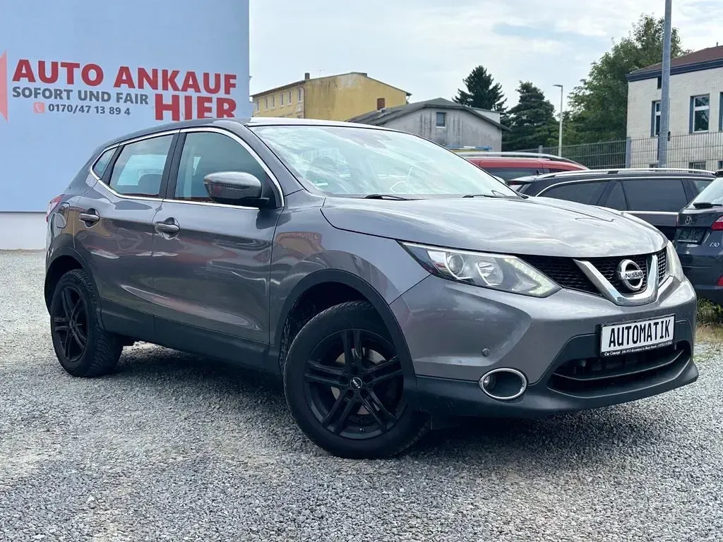 Gebraucht Nissan Qashqai 131 PS (96 kW) 2015 Grau SUV