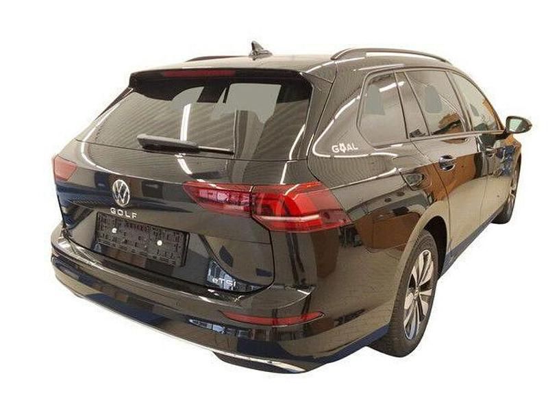 Gebraucht VW Golf VIII Life 116 PS (85 kW) 2025 Schwarz Kombi
