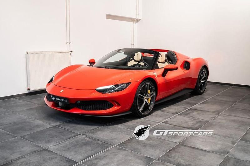 Rot Neu 2025 Ferrari 296 Cabrio | 349.900 € (Teuer) - Bild 1/4
