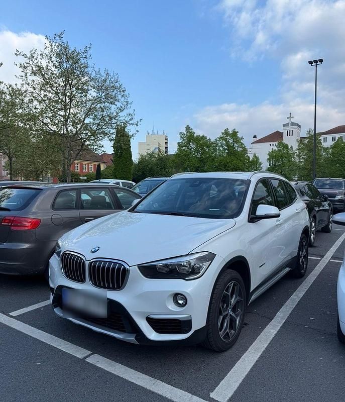 Gebraucht BMW X1 xLine 231 PS (169 kW) 2016 Weiß SUV