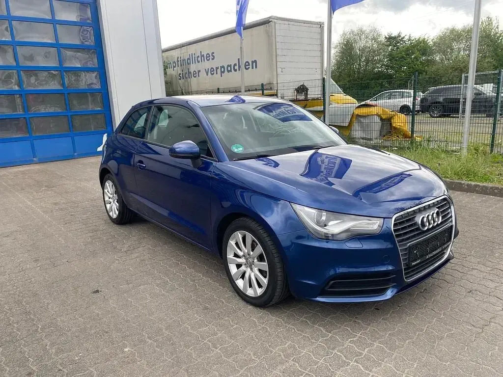 Gebraucht Audi A1 Ambition 86 PS (63 kW) 2012 Blau Kleinwagen