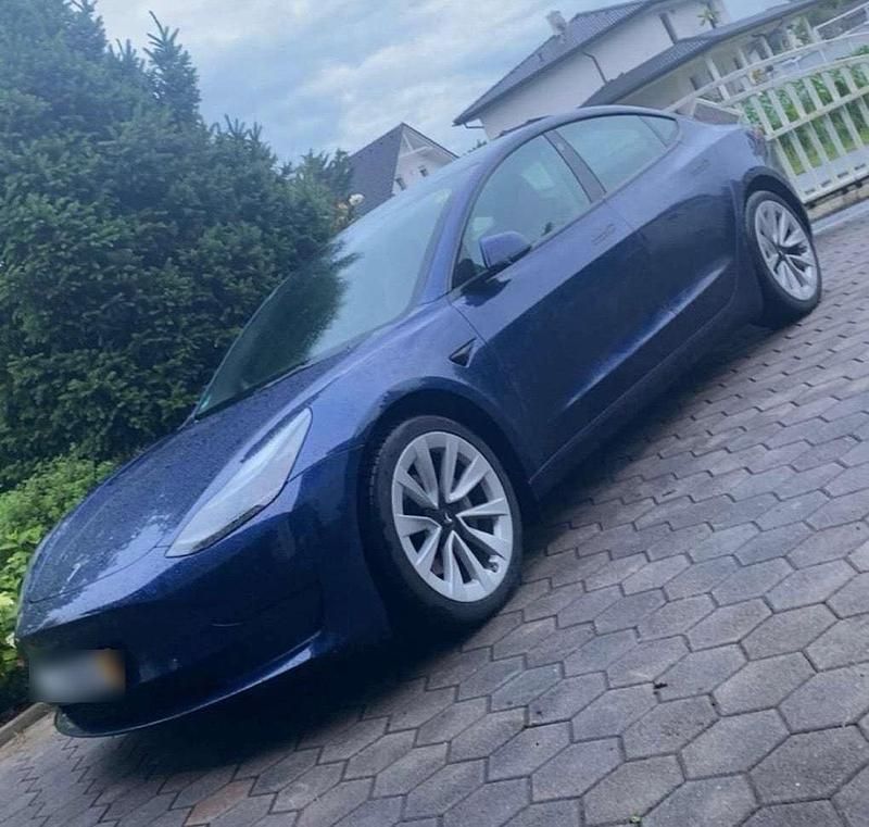 Gebraucht Tesla Model 3 Standard Range 208 kW (283 PS) 2022 Blau Limousine