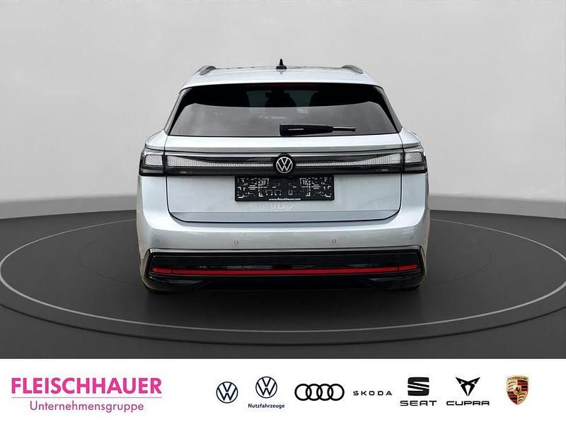 Neu VW ID.7 Pro 210 kW (286 PS) 2026 Silber Kombi
