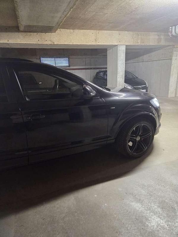 Second-hand Audi Q7 204 CP (150 kW) 2014 Negru SUV