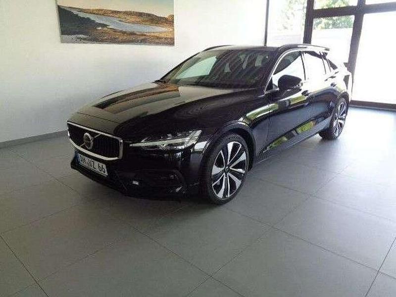 Schwarz Gebraucht 2024 Volvo V60 Plus Kombi | 37.450 € (Guter Preis) - Bild 1/4