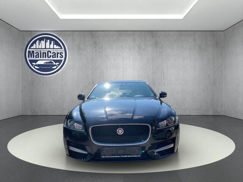 Schwarz Gebraucht 2016 Jaguar XF R-Sport Limousine | 16.999 € (Fairer Preis) - Bild 1/4