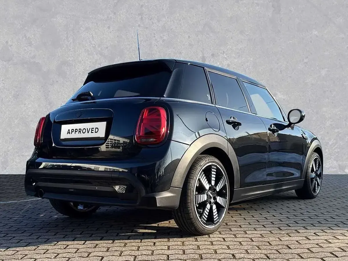 Occasion Mini Cooper 136 ch (100 kW) 2023 Noir Citadine