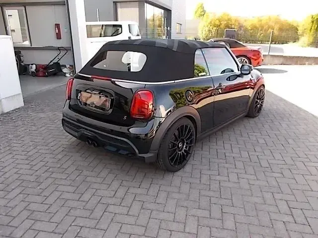 Gebraucht Mini Cooper S Cabriolet 178 PS (130 kW) 2022 Schwarz Cabrio