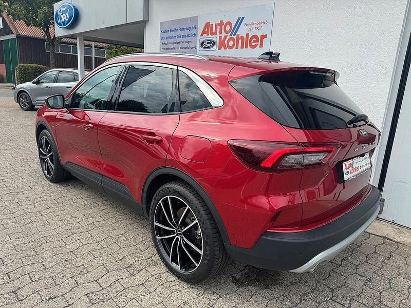 Gebraucht Ford Kuga Titanium 186 PS (136 kW) 2024 Lucidrot metallic SUV