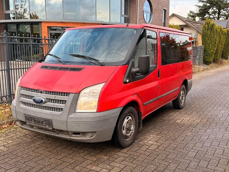 Rot Gebraucht 2013 Ford Transit Kombi | 5.990 € (Guter Preis) - Bild 1/4