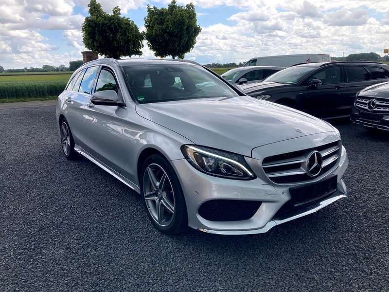 Iridiumsilber Gebraucht 2016 Mercedes C250 AMG Kombi | 19.900 € (Guter Preis) - Bild 1/4