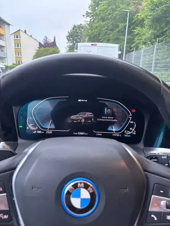 Gebraucht BMW 320e 204 PS (150 kW) 2021 Schwarz Kombi