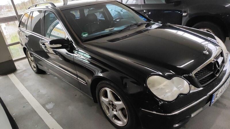 Grau Gebraucht 2003 Mercedes E500 Kombi | 5.150 € (Fairer Preis) - Bild 1/4