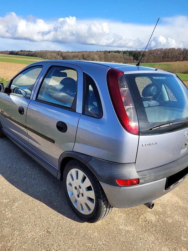 Gebraucht Opel Corsa 90 PS (66 kW) 2003 Grau Kleinwagen