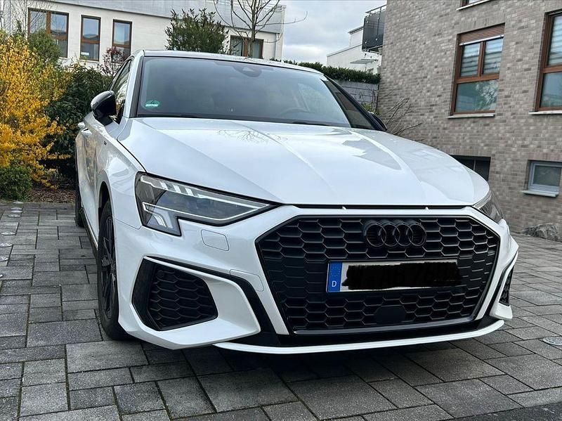 Gebraucht Audi A3 S-Line 150 PS (110 kW) 2021 Weiß Limousine