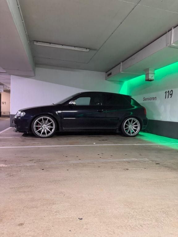 Gebraucht Audi S3 Design 225 PS (165 kW) 2002 Blau Kleinwagen