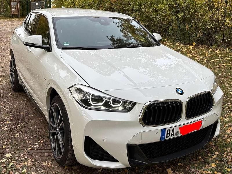 Weiß Gebraucht 2020 BMW X2 M Sport SUV | 24.950 € (Superpreis) - Bild 1/4