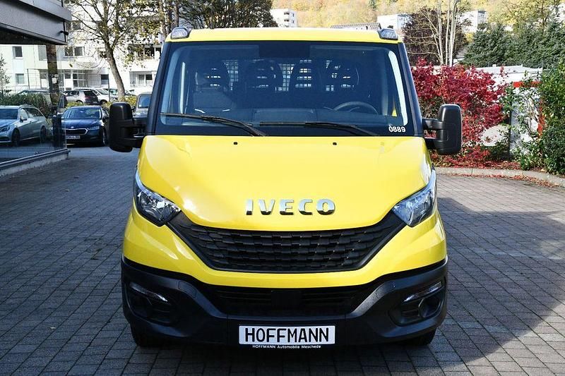 Gebraucht Iveco Daily 155 PS (114 kW) 2019 Gelb Limousine