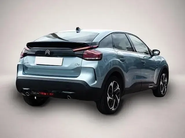 Gebraucht Citroën C4 Shine 131 PS (96 kW) 2023 Manufacturer SUV