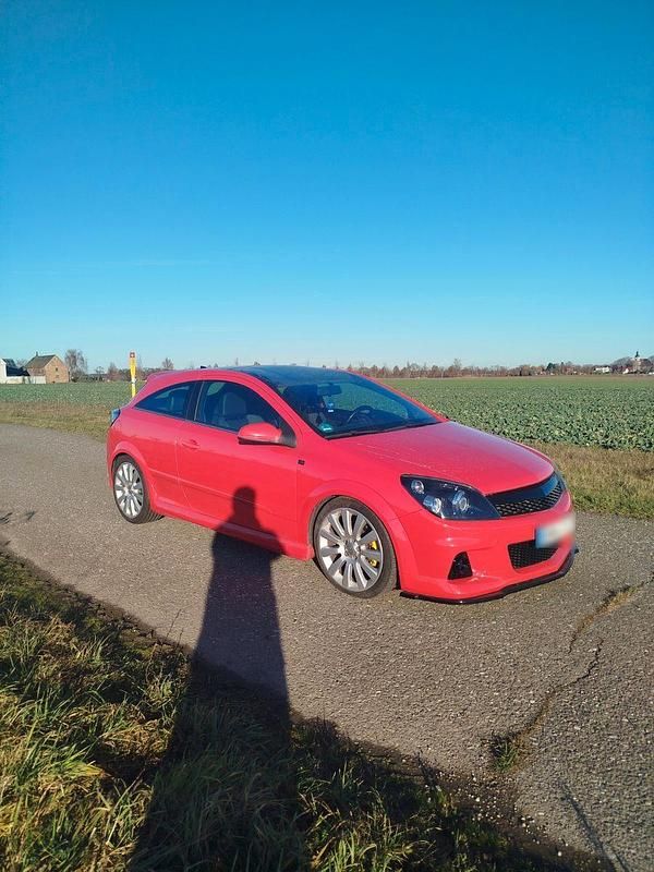 Gebraucht Opel Astra GTC OPC 200 PS (147 kW) 2007 Rot Coupé