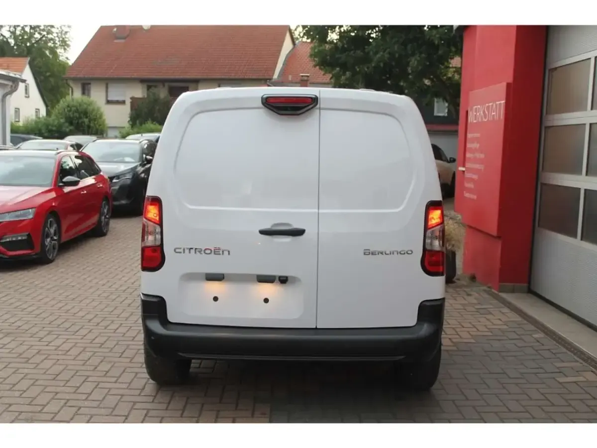 Neu Citroën Berlingo 102 PS (75 kW) 2026 Weiß Van / Kleinbus