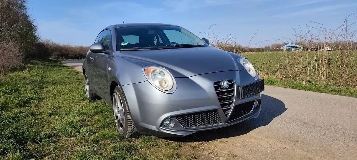 Gebraucht Alfa Romeo MiTo Turismo 135 PS (99 kW) 2011 Grau Kleinwagen