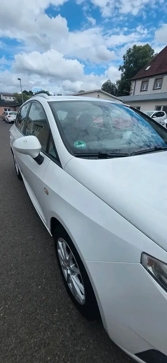 Gebraucht Seat Ibiza ST 75 PS (55 kW) 2011 Weiß Kombi