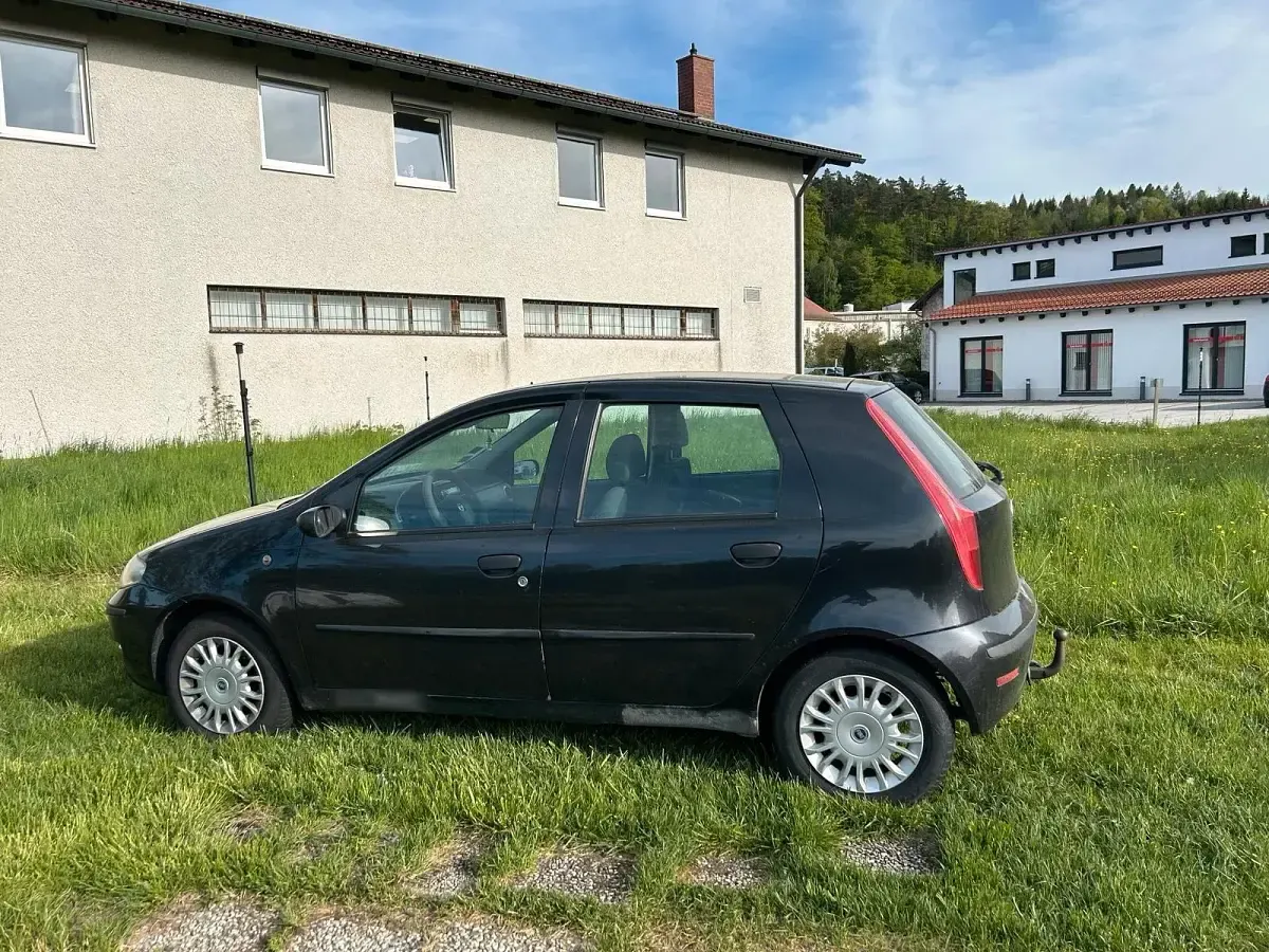 Gebraucht Fiat Punto 60 PS (44 kW) 2004 Schwarz Kleinwagen
